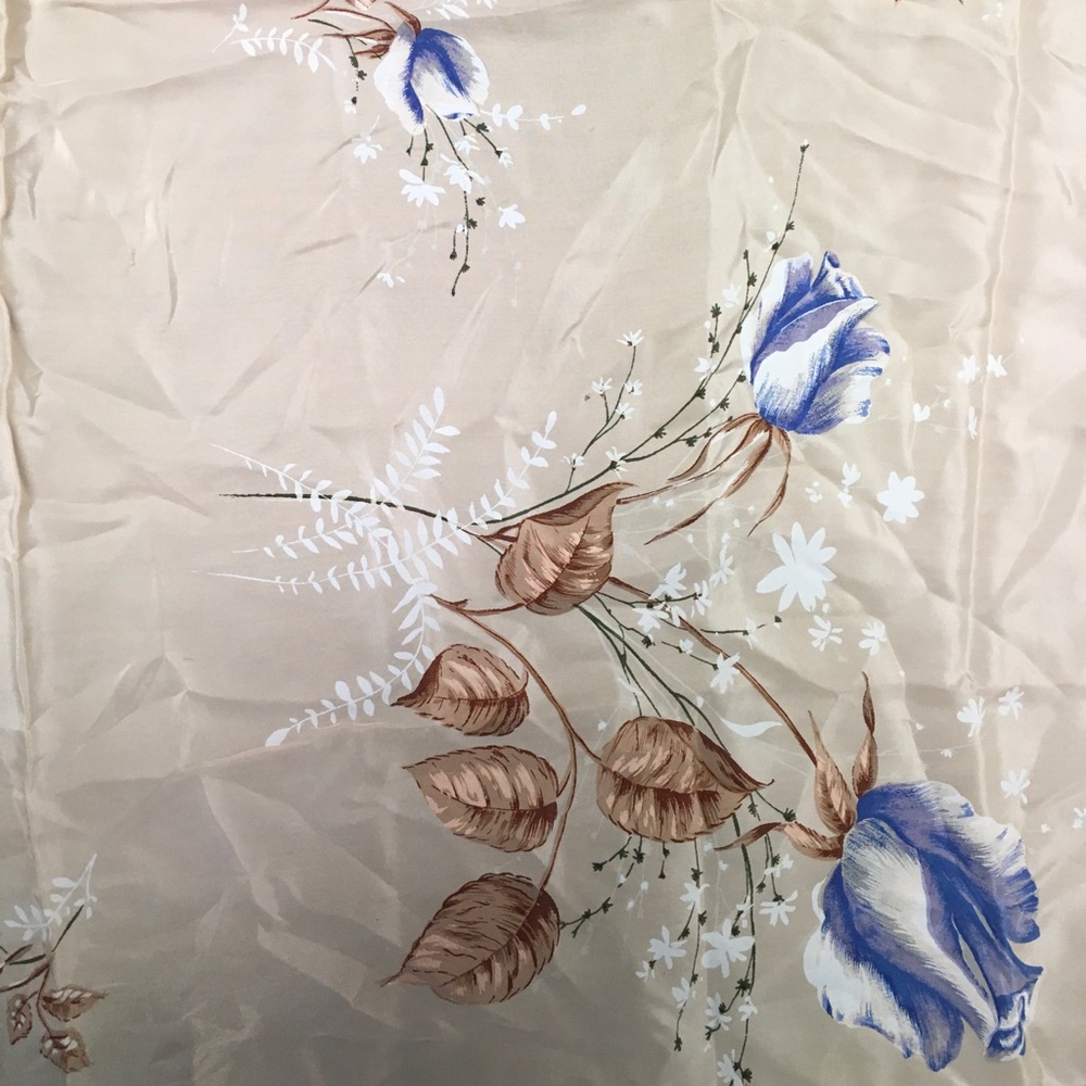Vintage Silk Scarf - Picture 3 of 3